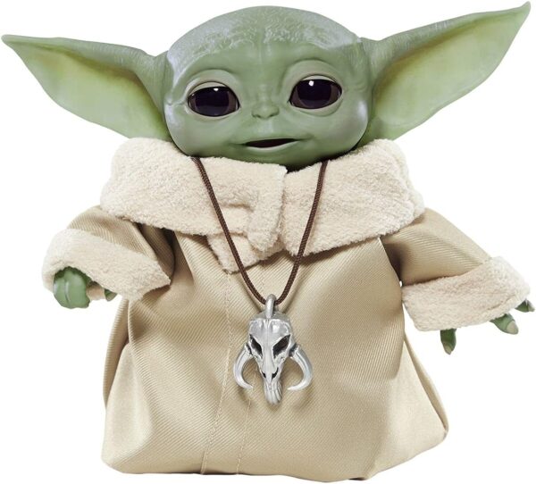 Bébé Yoda animatronique